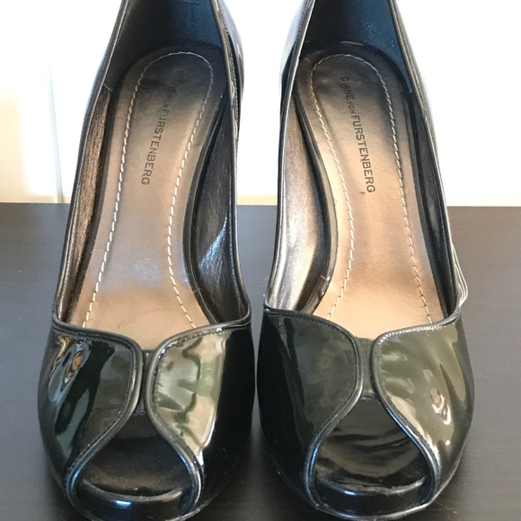 DVF Patent Leather Peep Toe High Heels Size 10 - Picture 8 of 8